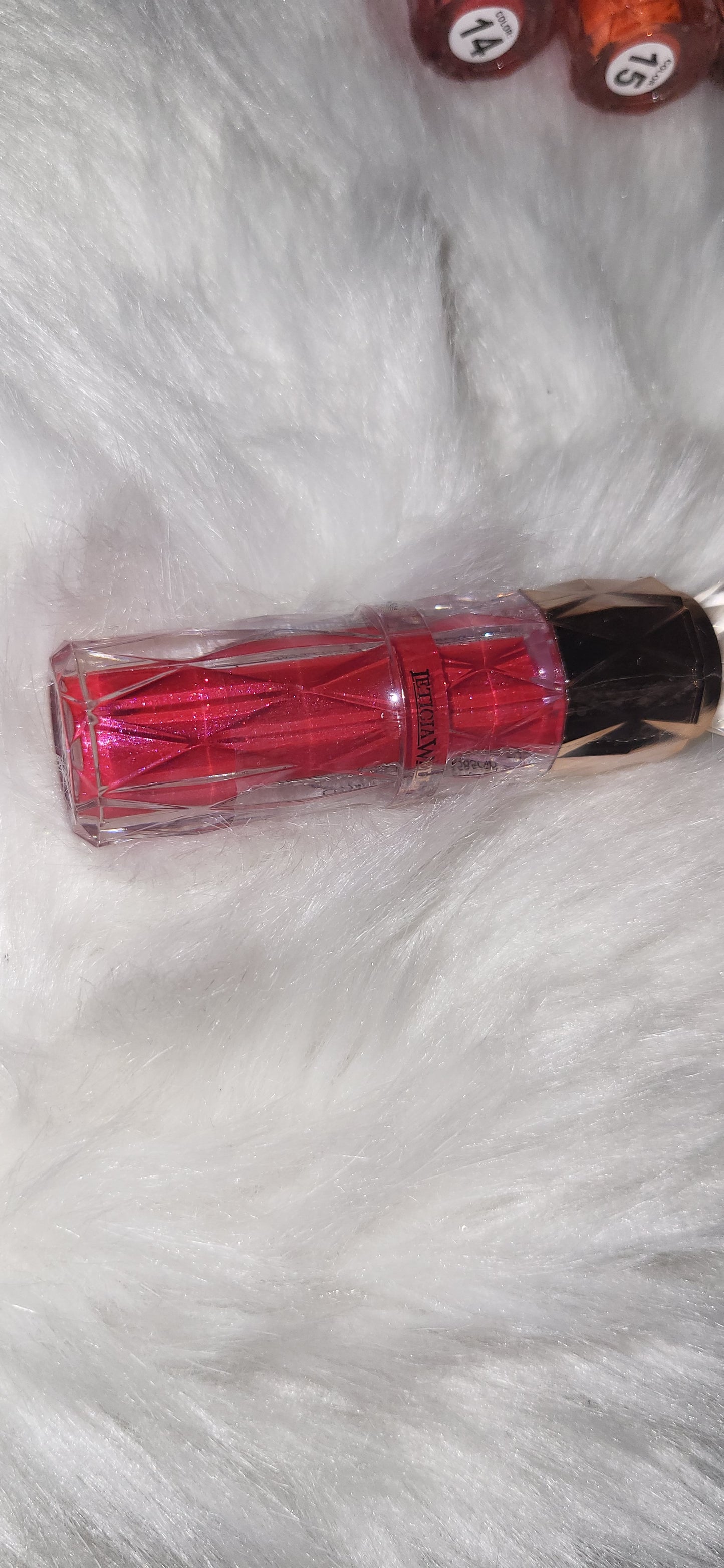 Gloss à lèvres GLOW FIXING 24H – Leticia Well
