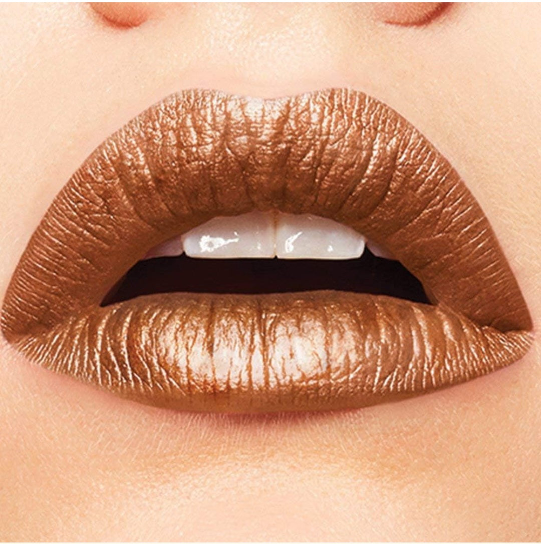 GLOSS METALLIC L'ORÉAL.