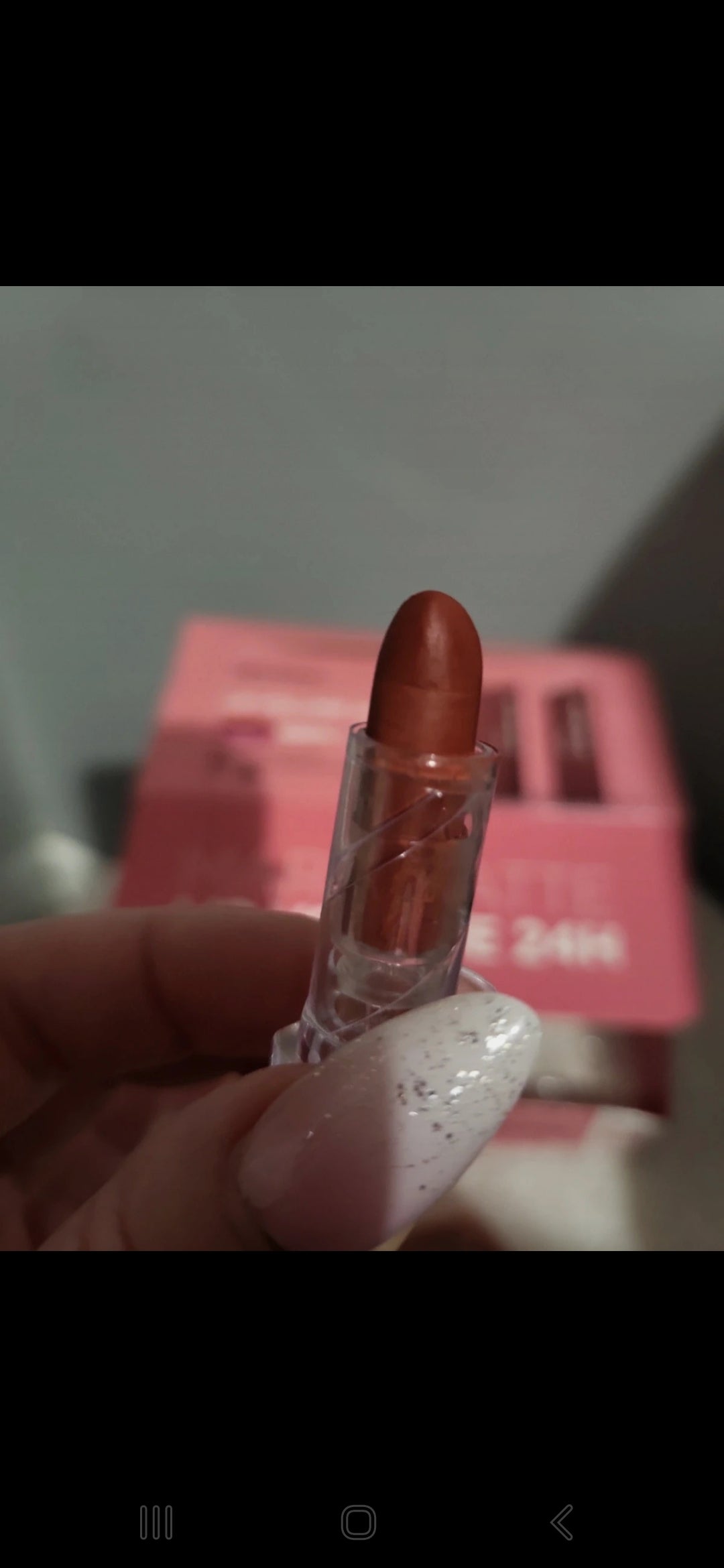 ROUGE À LÈVRES VOLUME ACIDE HYALURONIC D'DONNA